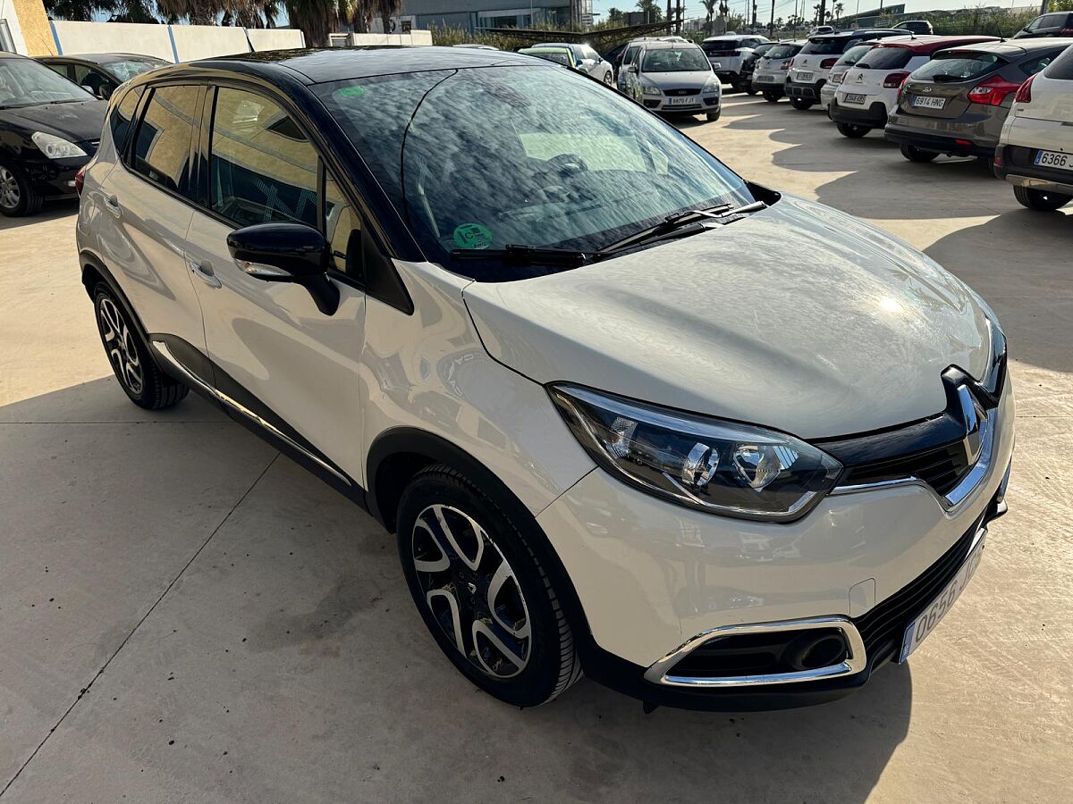 COMING SOON RENAULT CAPTUR ZEN 1.2 TCE AUTO SPANISH LHD IN SPAIN 75000 MILES SUPERB 2014